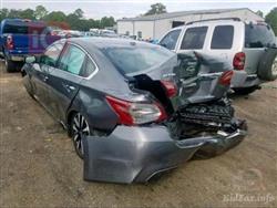 نيسان ألتيما